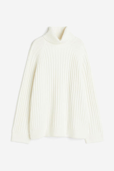 Rib knit turtleneck