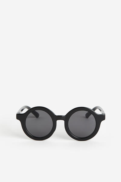 Round sunglasses