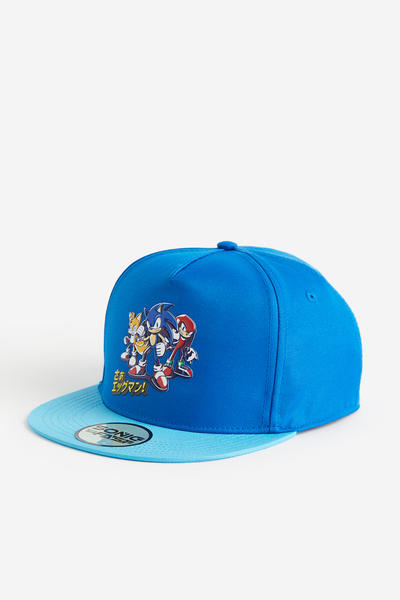 Motif-detail cap