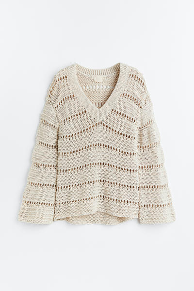 Oversize hole sweater