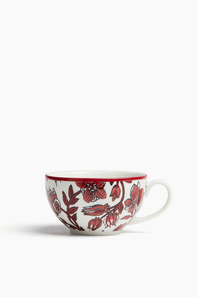 Porcelain cup