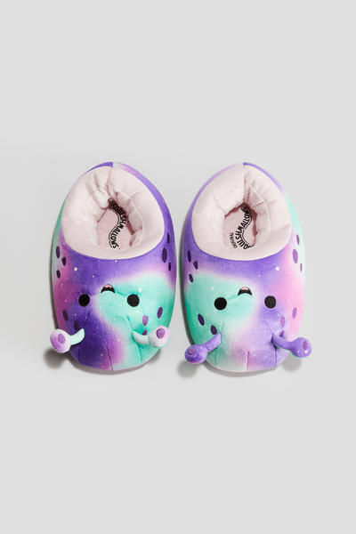 Fluffy slippers