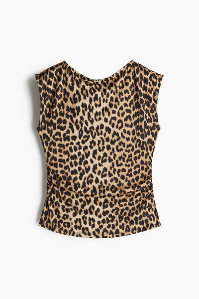 Boat-neck top