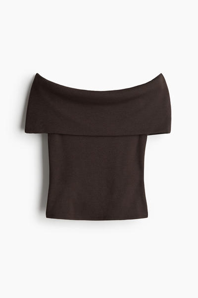 Off-shoulder top