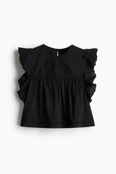 Flutter-sleeve blouse