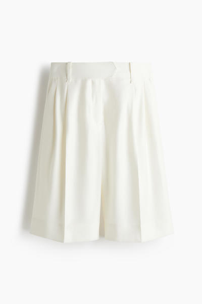 Styled bermuda shorts