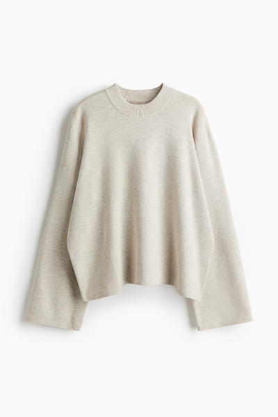 Oversize knit sweater
