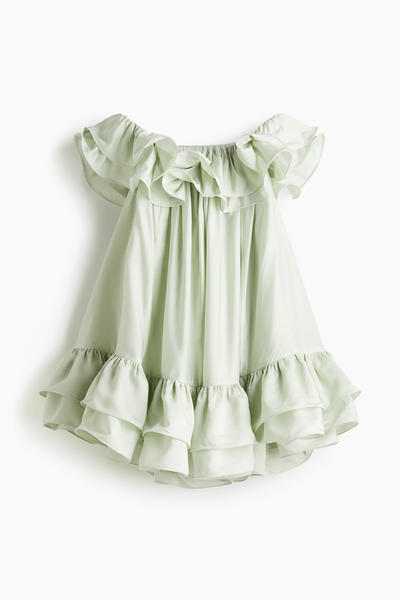 Off-shoulder ruffle dress