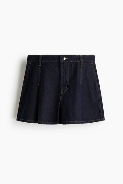 Pleated denim skirt