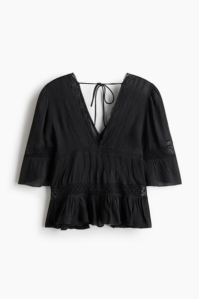 Viscose blouse with lace